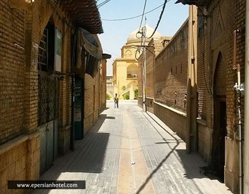 بناهای تاریخی در سنگ سیاه شیراز